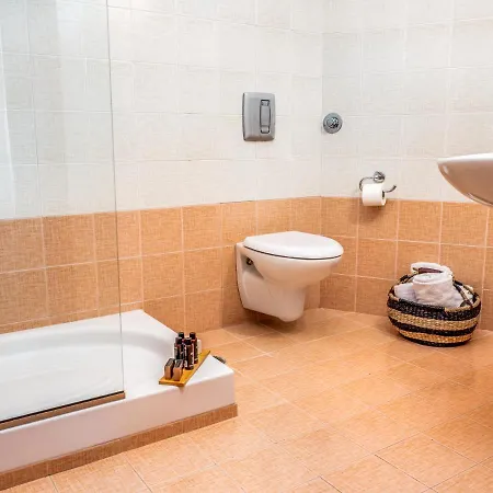 Alikes & Aparthotel 4*