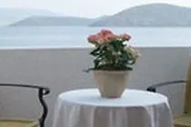 Aparthotel Alikes &